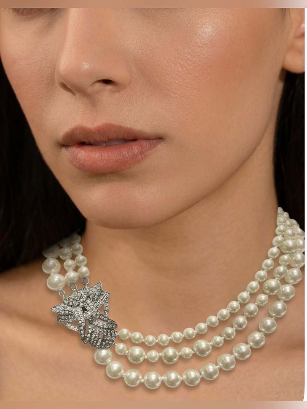 Stella & Dot Daisy Collier Triple-Strand Faux Pearl Necklace